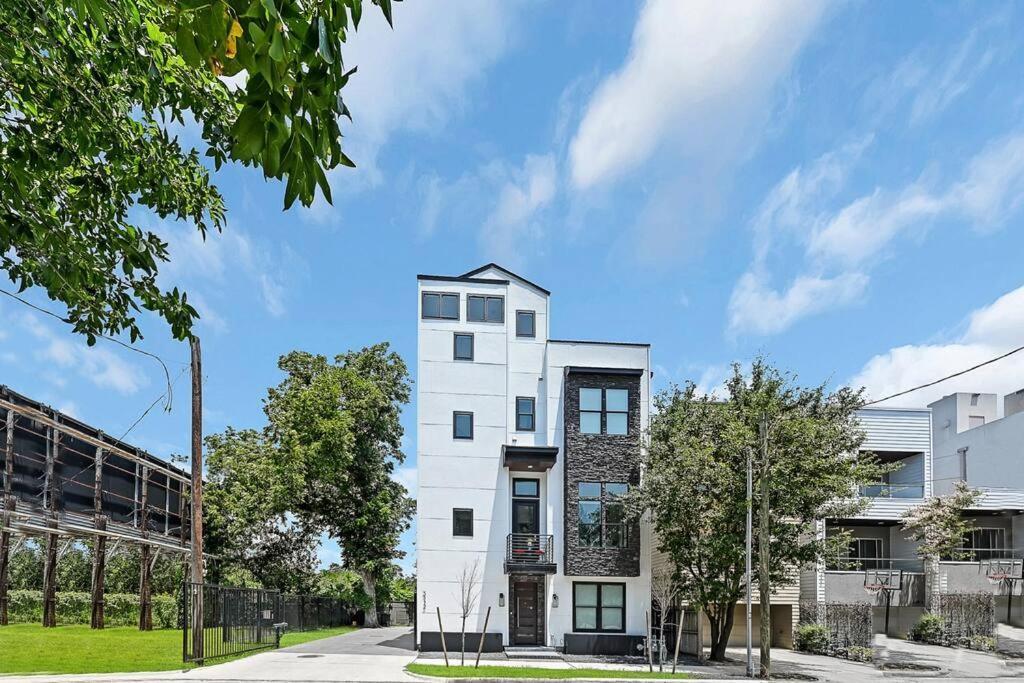 Luxury Stay At The Heights~Close To Downtown Houston Eksteriør billede